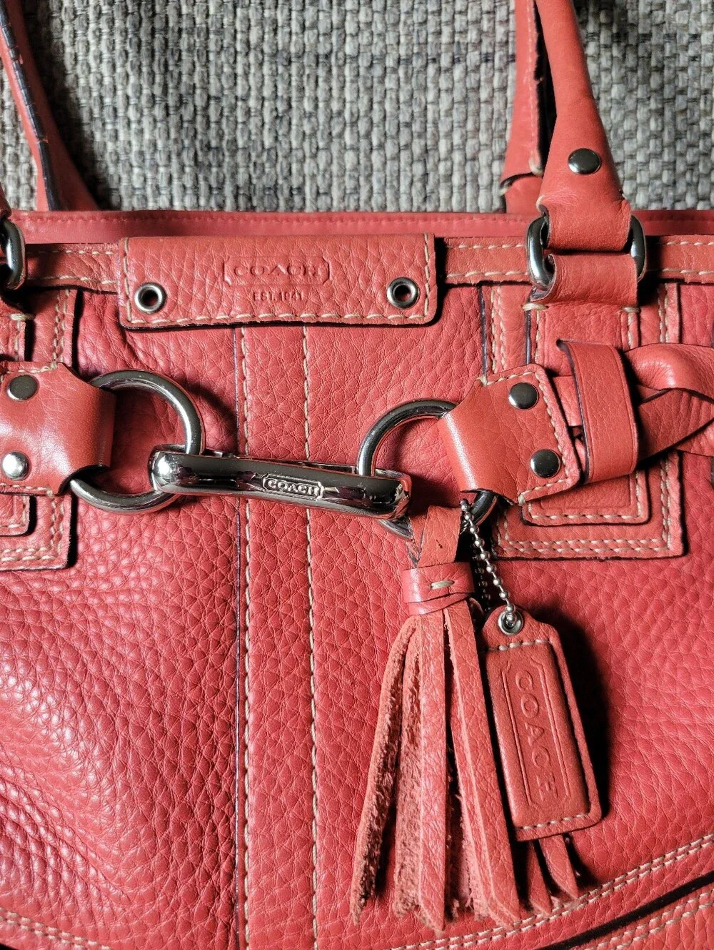 Coach Choral Leather Shoulder Bag with Peach Tassel Charm - Picture 3 of 9